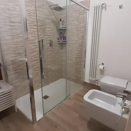 Interno5 巴里